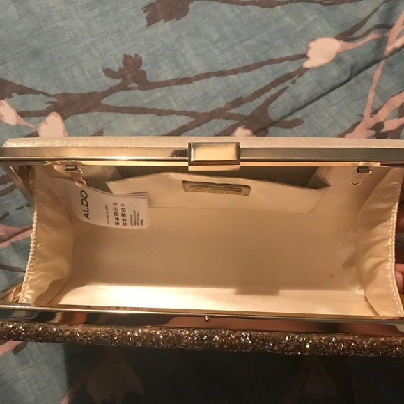 Purse - Picture 3 of 3